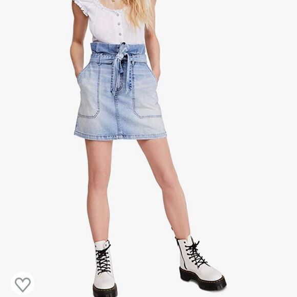 Free People Splendor in The Grass Denim Paperbag Waist Mini Skirt size 6 - Picture 1 of 11